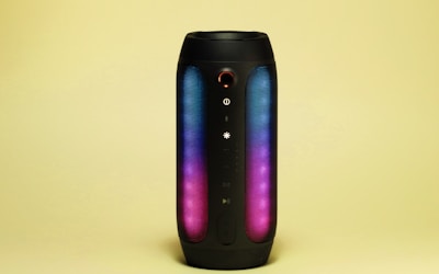 体育新闻资讯头条与最新快报展示在电子屏幕上